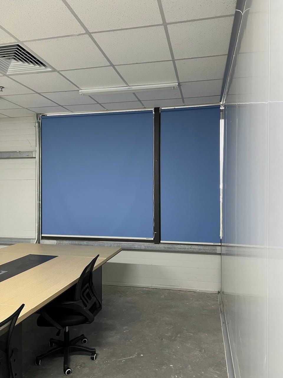 rèm cuốn văn phòng làm việc 1