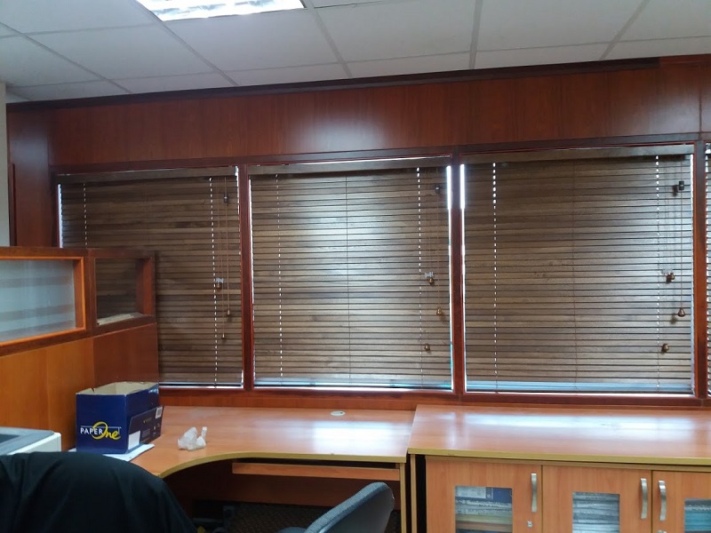 rèm gỗ văn phòng