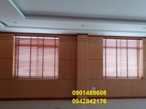 Màn sáo gỗ nội thất nhà hội trường 