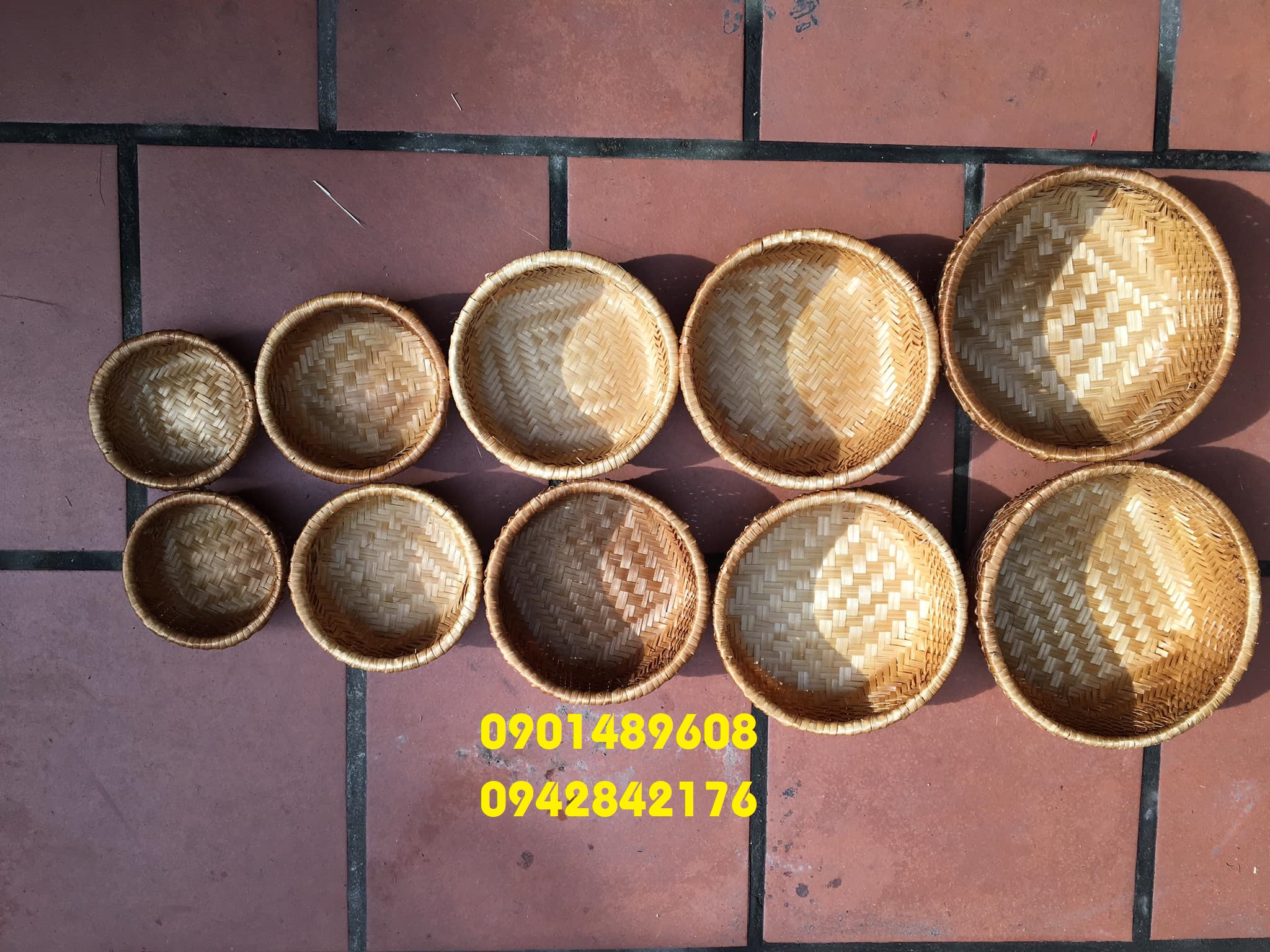 THÚNG TRE TRANG TRI