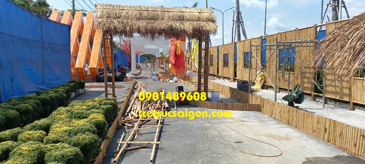 hàng rào tre bồn hoa