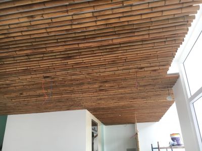 ốp trúc trang trí